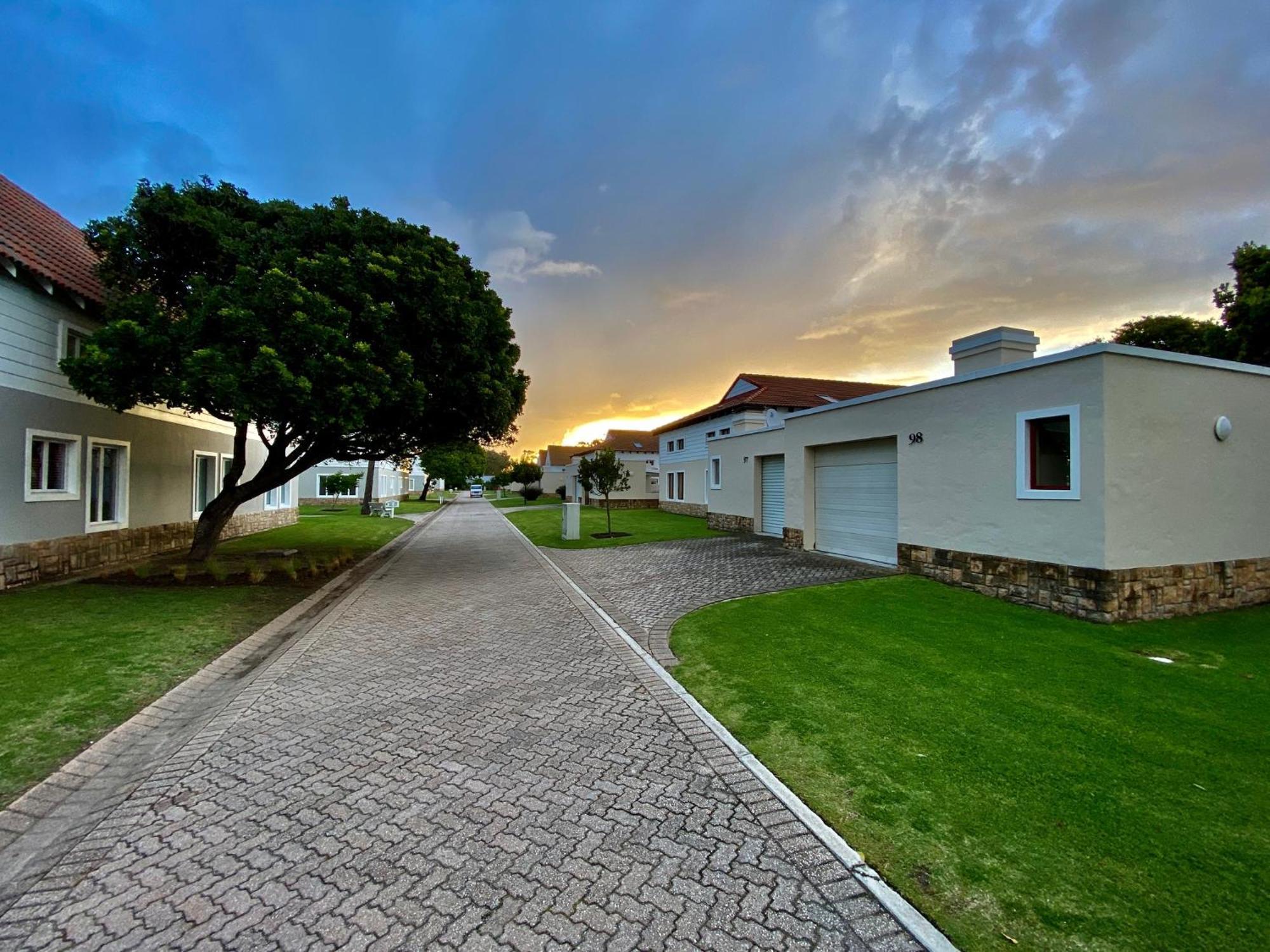 The Dunes Resort 80 & 69 Holiday home *